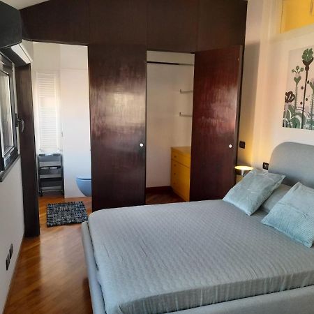 Bilocale Vista Mare Con Terrazzo-Porto Antico- Parcheggio Scontato Leilighet Genova Eksteriør bilde