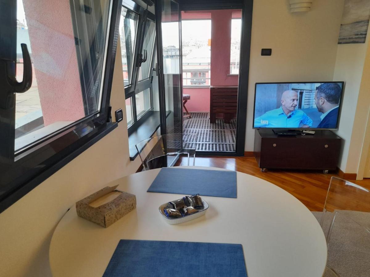 Bilocale Vista Mare Con Terrazzo-Porto Antico- Parcheggio Scontato Leilighet Genova Eksteriør bilde