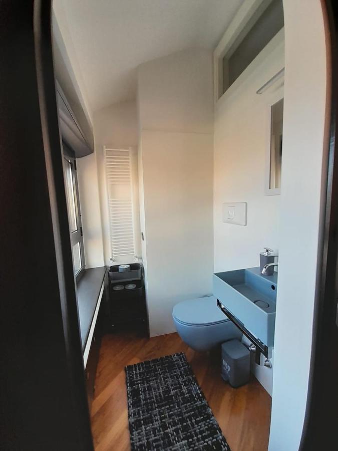 Bilocale Vista Mare Con Terrazzo-Porto Antico- Parcheggio Scontato Leilighet Genova Eksteriør bilde