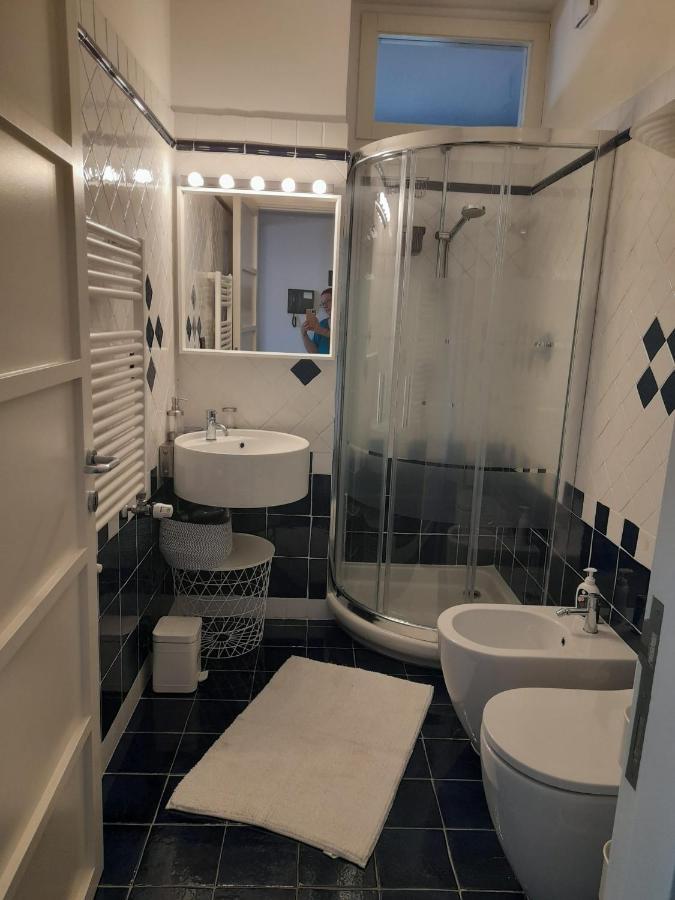 Bilocale Vista Mare Con Terrazzo-Porto Antico- Parcheggio Scontato Leilighet Genova Eksteriør bilde