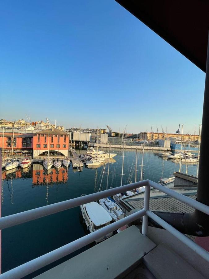 Bilocale Vista Mare Con Terrazzo-Porto Antico- Parcheggio Scontato Leilighet Genova Eksteriør bilde