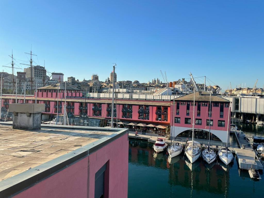 Bilocale Vista Mare Con Terrazzo-Porto Antico- Parcheggio Scontato Leilighet Genova Eksteriør bilde